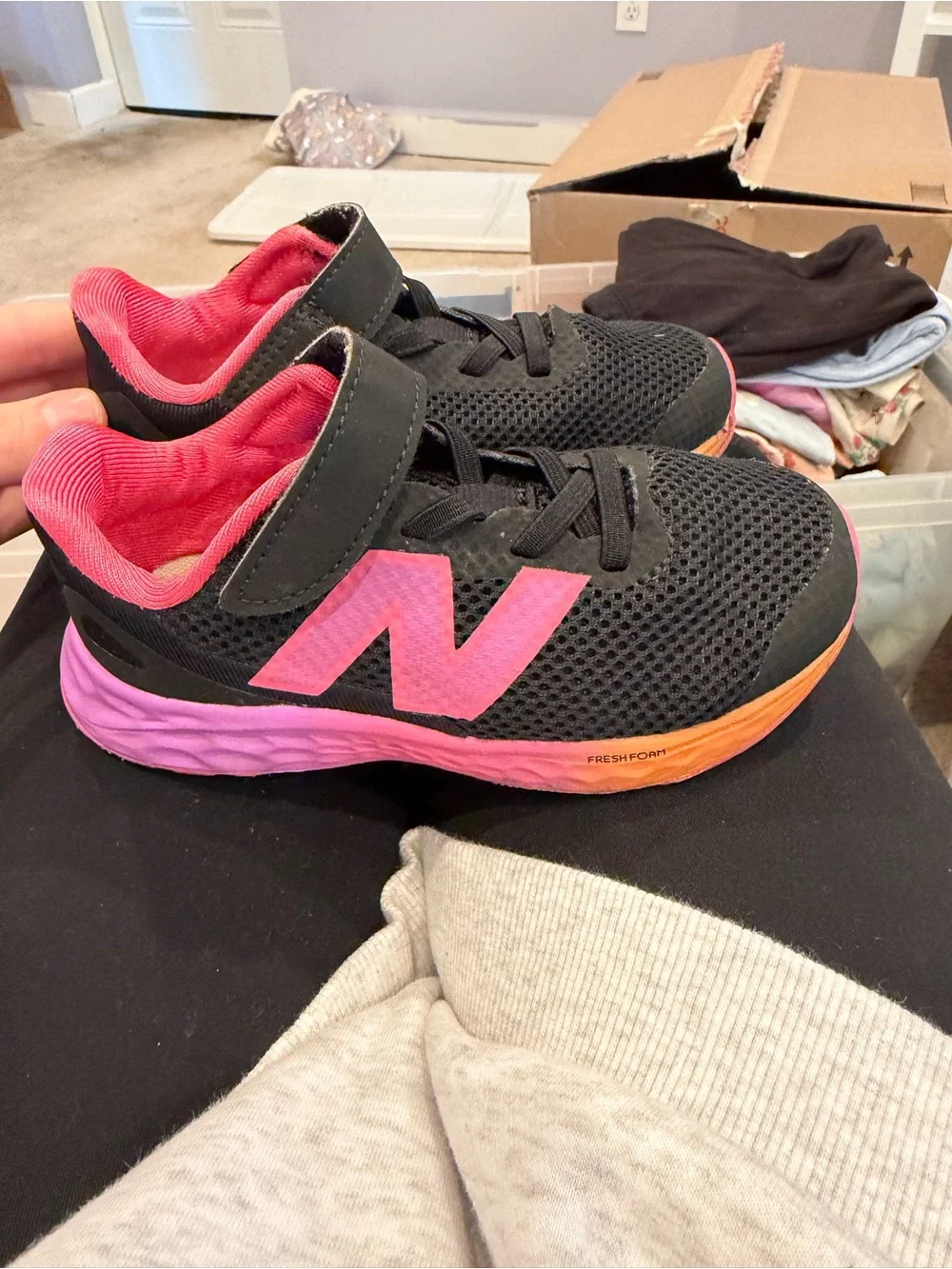 New Balance Pink Children's MARINGA Sneaker